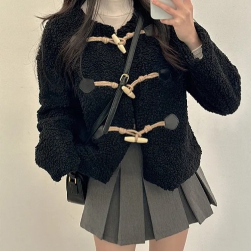 Lamb fur coat for women 2024 new autumn and winter Korean version small short horn button furry top