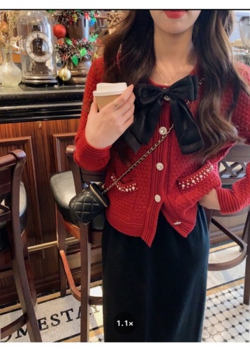 Xiaoxiangfeng bow beaded knitted sweater cardigan early spring autumn new year red festival girl knitted top