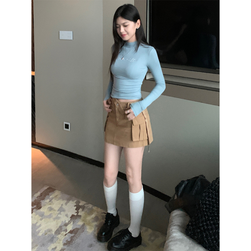 Real shot of retro high-waisted denim skirt, mini skirt and culottes for women, autumn new hot girl tight-fitting A-line hip-hugging workwear skirt