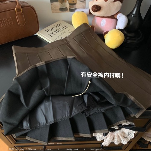 Actual shot of early autumn black pleated skirt for women, small A-line skirt, suit, high waist, JK short skirt, long skirt