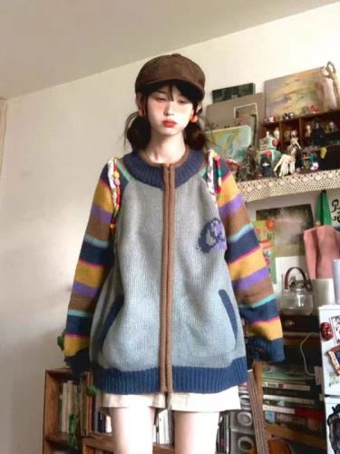 2024秋冬季复古撞色彩虹条纹毛衣针织开衫慵懒圆领拉链宽松外套女