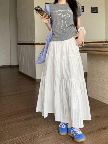 Real shot of white skirt for women, sweet age-reducing waist, slimming and layered A-line long skirt 2024 autumn