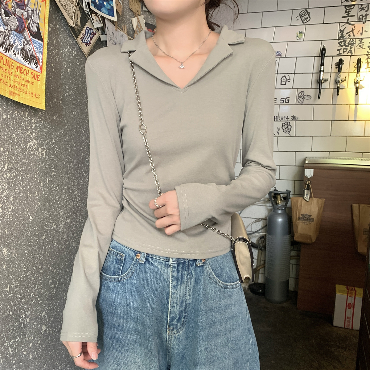 Actual shot of autumn and winter Korean style slim fit suit collar pleated slim cotton long-sleeved inner T-shirt for women