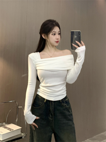 Official maps this year popular hot girls high -level T -shirt girl autumn design sense temperament coat