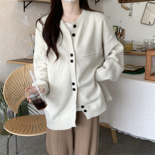 Lazy style Japanese knitted cardigan for women in autumn soft and waxy loose gray small fragrance style sweater jacket design top