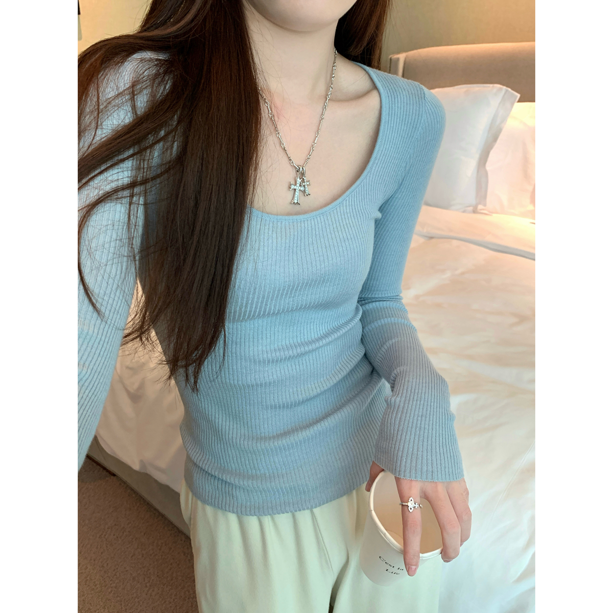 Actual shot of autumn and winter Korean style slim square collar soft and waxy 6 wool versatile knitted bottoming shirt long-sleeved top