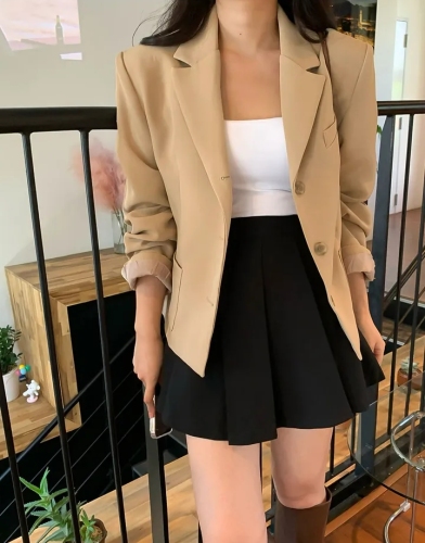 chic Korean style autumn and winter fashionable, elegant, simple and versatile single-breasted long-sleeved short blazer