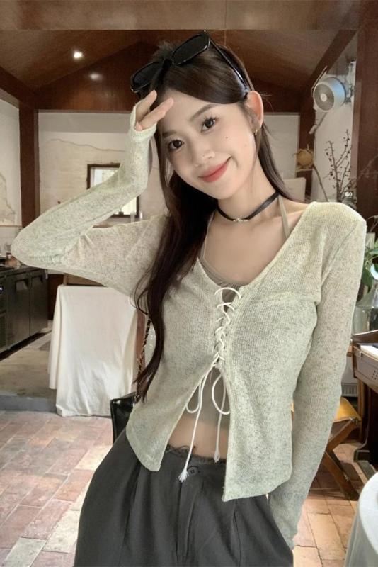 Top + suspender hot girl long-sleeved green sweater women's new autumn slim-fit drawstring strap suit