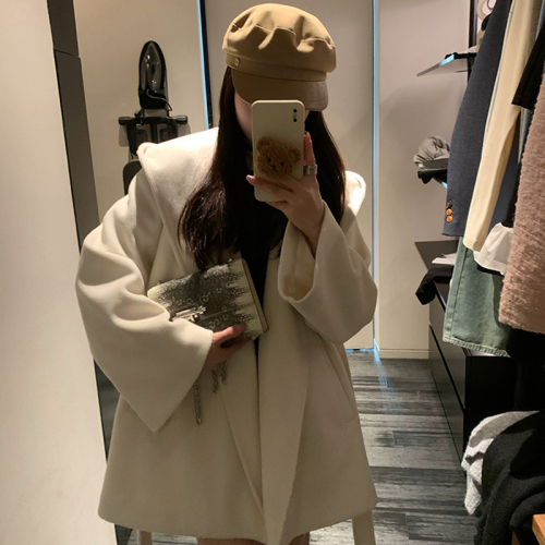 French style white hooded woolen coat for women in autumn and winter, ladylike light and mature style, high-end cape coat