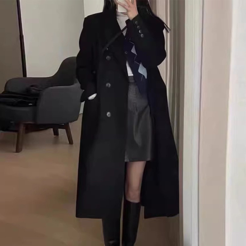 Black woolen coat for women in autumn and winter Hepburn style high-end long woolen coat for small people new hot style