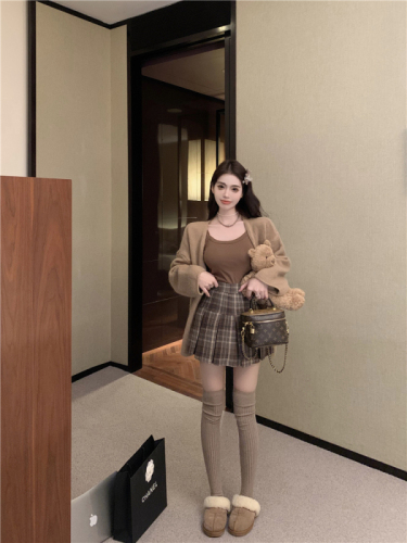 Real shot!  New style lazy style knitted jacket for women with suspender plaid skirt and three-piece trendy suit