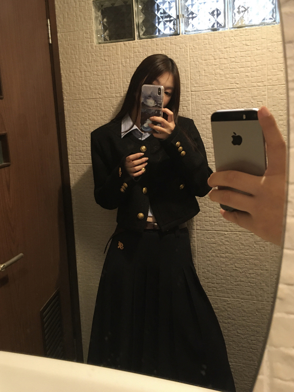Black little fragrant cardigan jacket for women, classic women's clothing, Korean style, foreign style, versatile short top