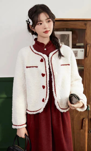 French style short jacket for women 2024 winter new style small imitation sherpa fur one-piece top