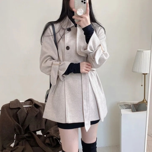 The size has been updated chic autumn and winter Korean style French niche lapel tie retro windbreaker woolen coat