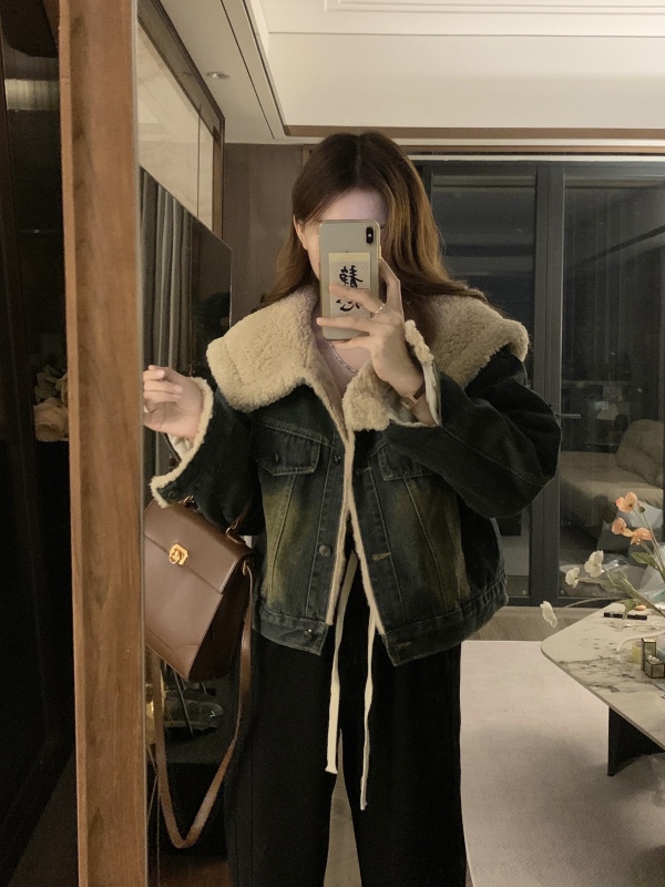 New autumn and winter Korean style loose velvet thickened shawl collar short retro denim jacket top for women