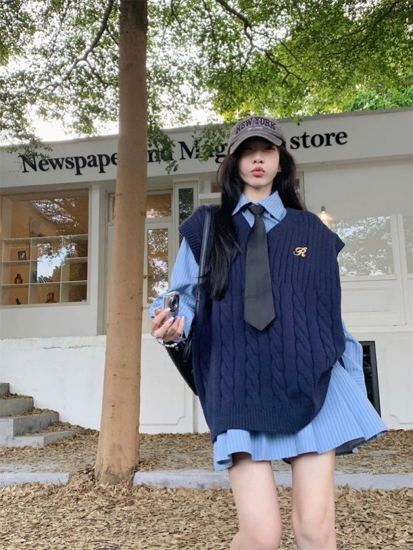 Autumn match a complete set of 2024 Korean high-end dopamine petite dress children's autumn two-piece set