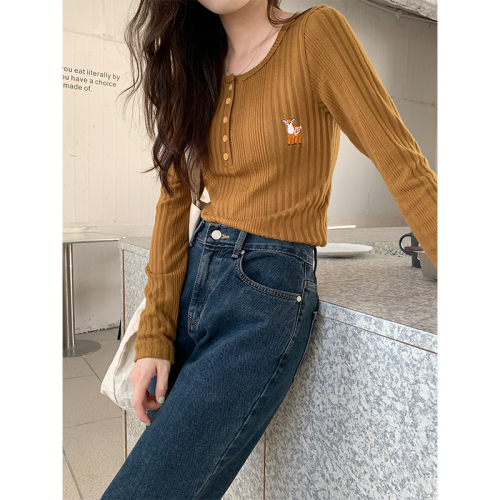 Actual shot of 2024 new comfortable threaded long-sleeved tops for women in early autumn single-breasted embroidered bottoming shirts T-shirts