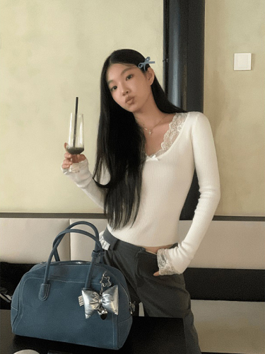 Shiroi Koibito Autumn Lace Bow Short Design Sweater