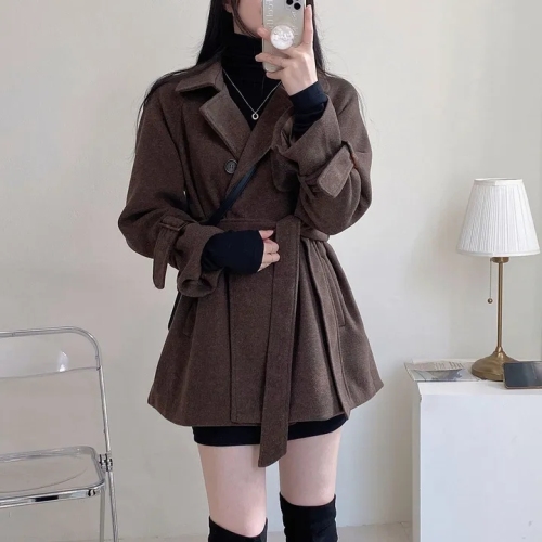 The size has been updated chic autumn and winter Korean style French niche lapel tie retro windbreaker woolen coat