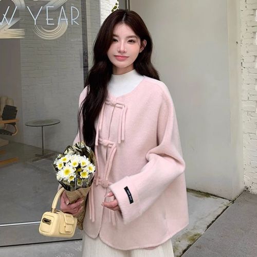 Pink little people's popular woolen coat women's short style this year 2024 autumn and winter new style new Chinese style milk fufu top