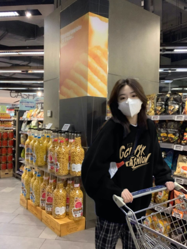 天猫品质 纯棉复合牛奶丝320g加绒420克 印花秋冬圆领卫衣女