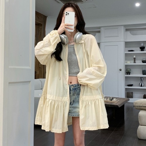 Breast-type loose and thin ice silk sun protection clothing for women in autumn with a small fragrance and personalized hooded cardigan jacket