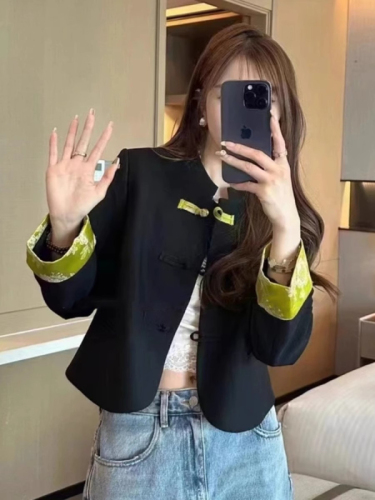 New Chinese style Chinese style disc buckle short jacket for women 2024 spring and autumn new style high-end and elegant lady's small fragrance style top