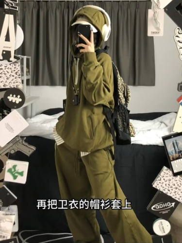 Japanese boyish casual sportswear suit for female spring and autumn students loose fashion hooded sweatshirt running two-piece set