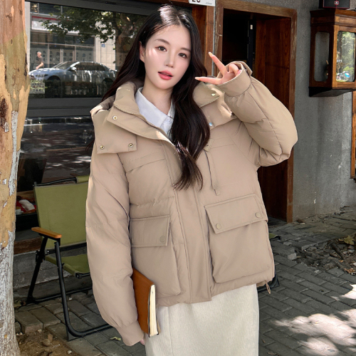 Actual shot of 2024 Korean style short down jacket for women, thickened niche design bread jacket, loose style