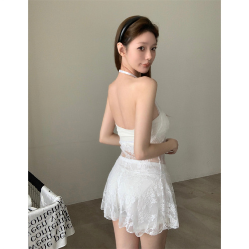 Actual shot of pure lust style sexy halter neck lace splicing dress for women in early autumn layered loose large sweatshirt