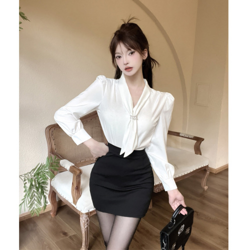 Business attire autumn long-sleeved V-neck long-sleeved shirt temperament slimming top hip-covering skirt work clothes two-piece set