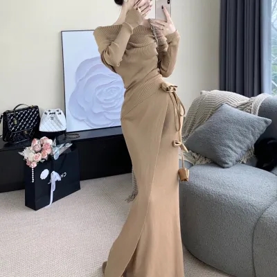 French pure lust style knitted suit one-shoulder top for women autumn 2024 new strappy half-length skirt two-piece set