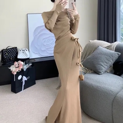 French pure lust style knitted suit one-shoulder top for women autumn 2024 new strappy half-length skirt two-piece set