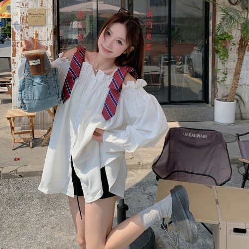 Actual shot of Korean style contrasting one-shoulder long-sleeved shirt 2024 autumn new design bow suspender top for women