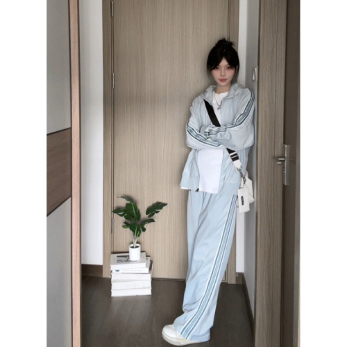 College-style casual sportswear suit for women in spring and autumn, boyish cardigan, sweatshirt, trousers, loose running two-piece set