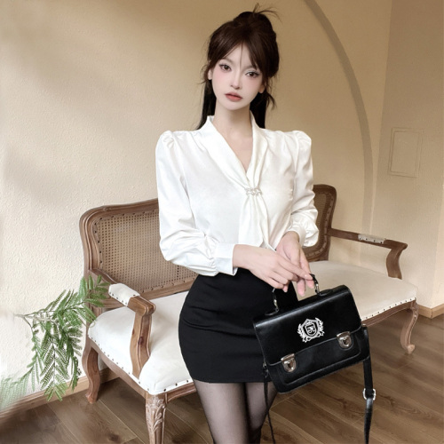 Business attire autumn long-sleeved V-neck long-sleeved shirt temperament slimming top hip-covering skirt work clothes two-piece set