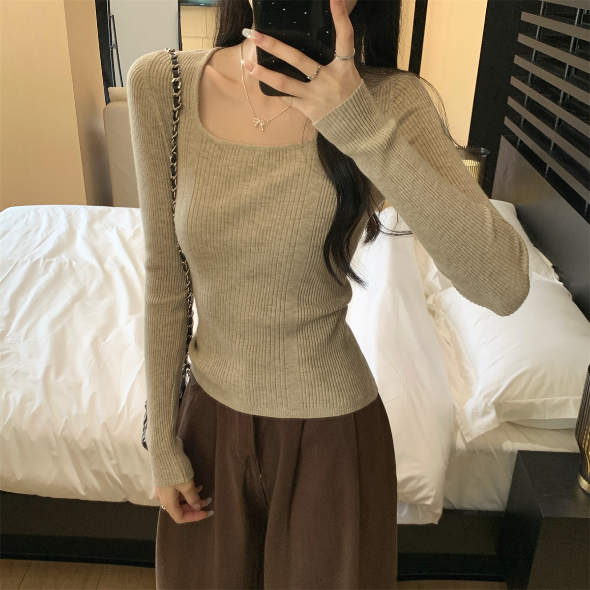 Actual shot of autumn and winter Korean style square collar slimming and versatile Andy velvet knitted bottoming long-sleeved top