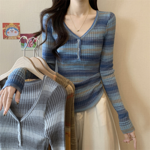 Actual shot of early autumn V-neck spliced ​​pullover slimming long-sleeved striped contrasting sweater top for women