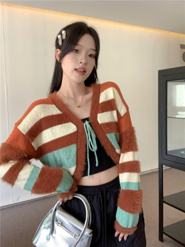 Real price hot girl sweater coat cardigan niche loose autumn and winter short striped sweater top