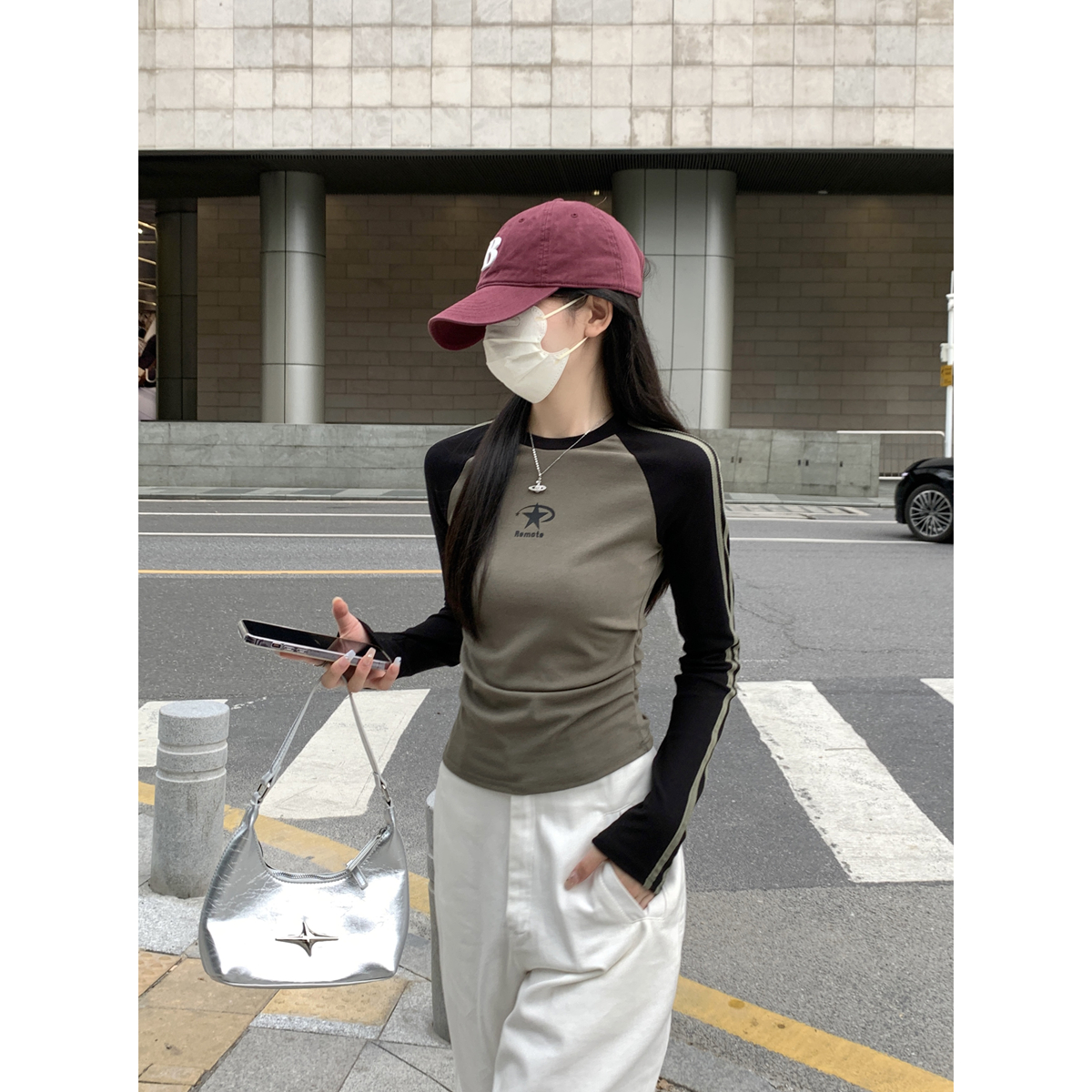 Actual shot of autumn and winter Korean style slim raglan contrast striped American printed cotton long-sleeved bottoming T-shirt top