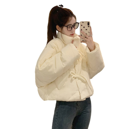 Actual shot of 2024 new down jacket for women, short, small, Korean version, loose and thickened hooded bread jacket