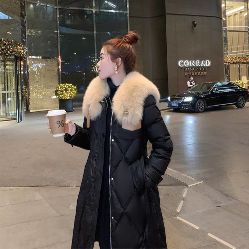 White duck down high-end slim down jacket for women over the knee mid-length 2024 new style large fur collar temperament jacket