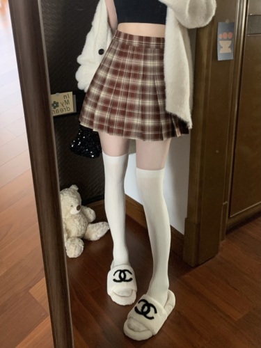 Real shot of autumn and winter woolen material retro plaid skirt to prevent exposure, college style hot girl short mini skirt pleated