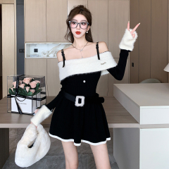 Autumn/Winter New Women Sweet and Spicy Off-the-Shoulder Long-Sleeve Knit Dress Women's Charming Atmosphere Strappy Dress Pure Desire