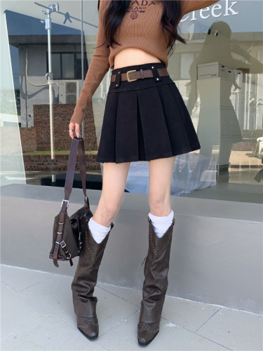 Real shot of 2024 new autumn and winter woolen skirt for women, high waist slimming A-line pleated skirt, short skirt with belt