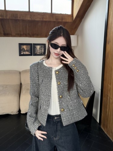 High-end sequined short fragrant jacket + solid color versatile bottoming shirt