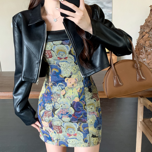 Real shot of golden oil painting bear autumn hot girl waist printed slim dress PU leather short jacket suit