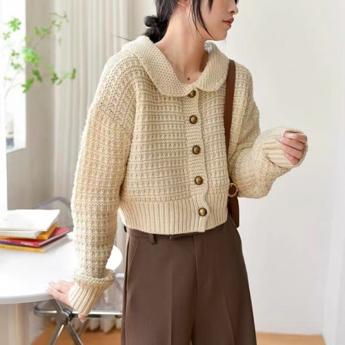 Korean chic loose age-reducing college style cute doll collar knitted winter cardigan long-sleeved sweater short coat for women