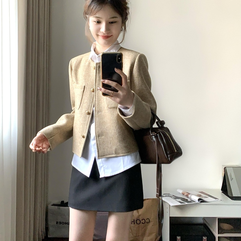 Korean drama three-piece suit skirt, high-end small fragrant style jacket, shirt and skirt, early autumn outfit with a complete set