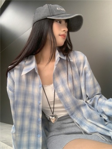 Versatile loose lazy style blue fresh plaid shirt